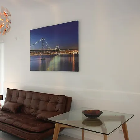 Simple Chic Belem Apartment